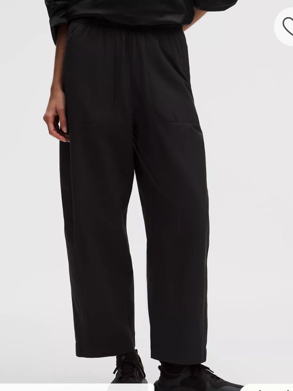 Lightweight Mid-Rise Barrel-Leg Cropped Pant